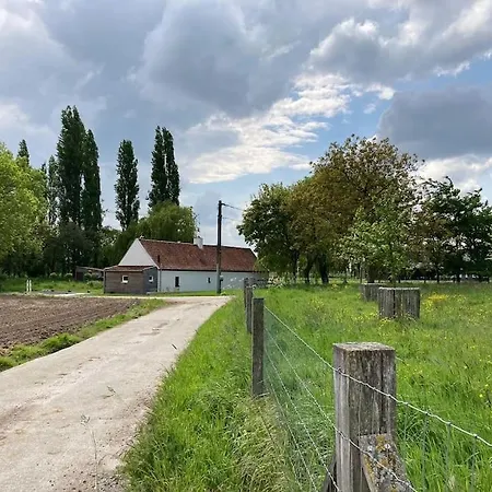 Cosy Cott, Verborgen Logeerplek In Het Landelijke Poeke. Ferienhaus Aalter