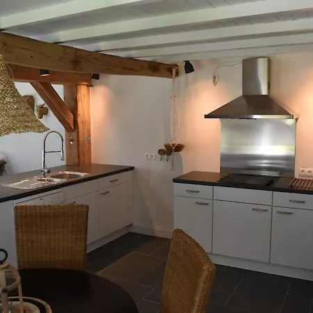 Cosy Cott, Verborgen Logeerplek In Het Landelijke Poeke. Ferienhaus *