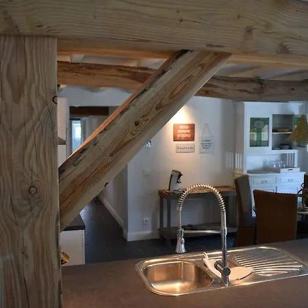Cosy Cott, Verborgen Logeerplek In Het Landelijke Poeke. Casa de Férias